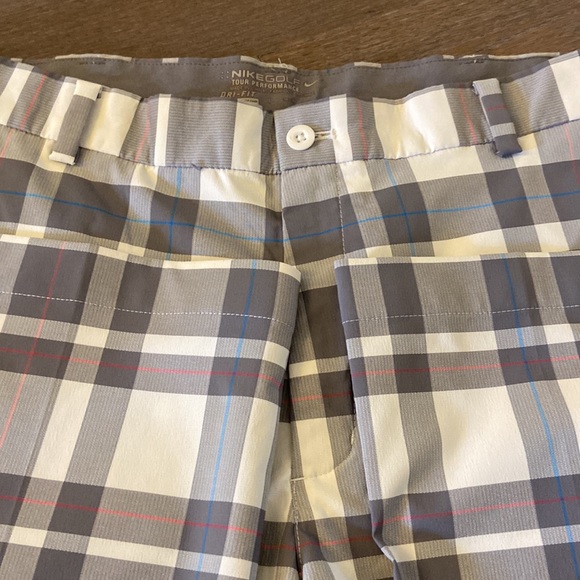 NIKE Dri-Fit True Performance Golf Trousers. NWOT. Size 36 X 32. Never worn. - Picture 5 of 10